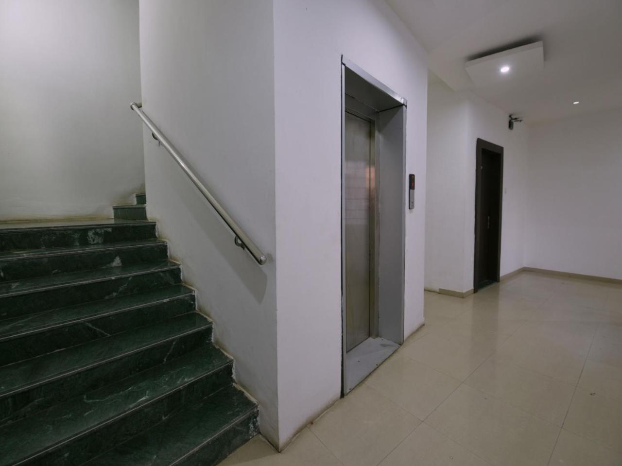 Oyo 9969 Hotel Kshipra Dham Удджайн Экстерьер фото