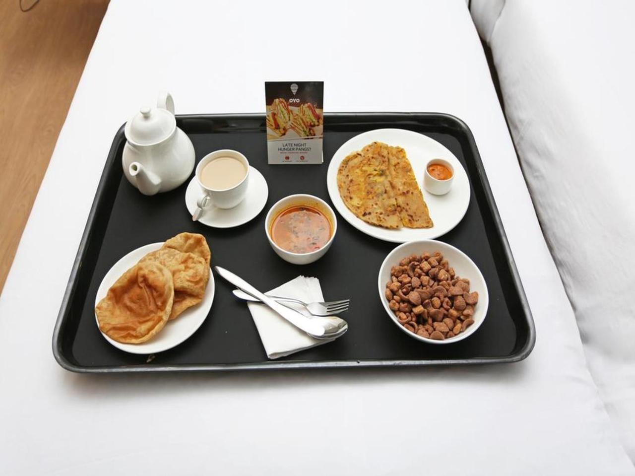 Oyo 9969 Hotel Kshipra Dham Удджайн Экстерьер фото