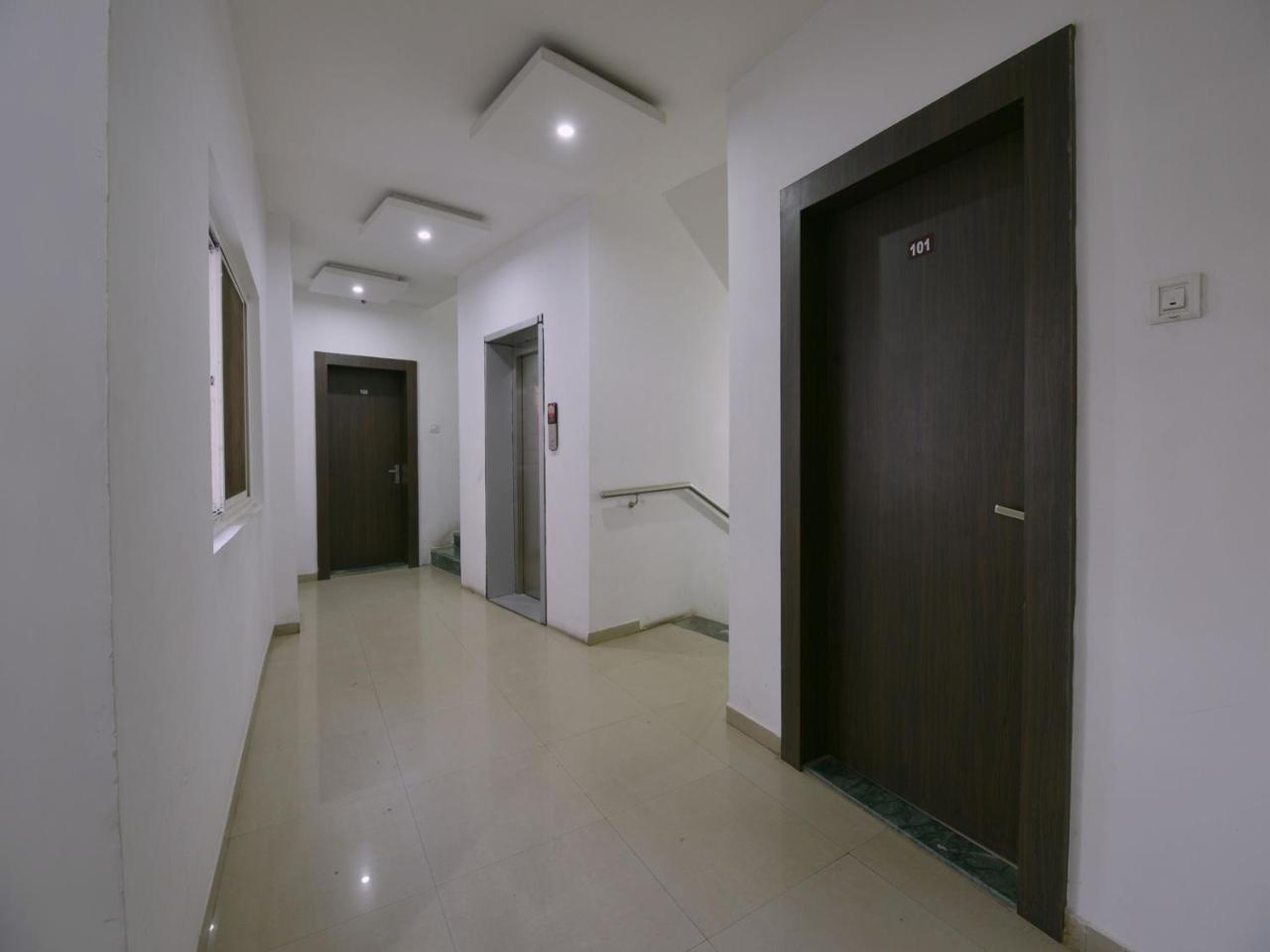 Oyo 9969 Hotel Kshipra Dham Удджайн Экстерьер фото