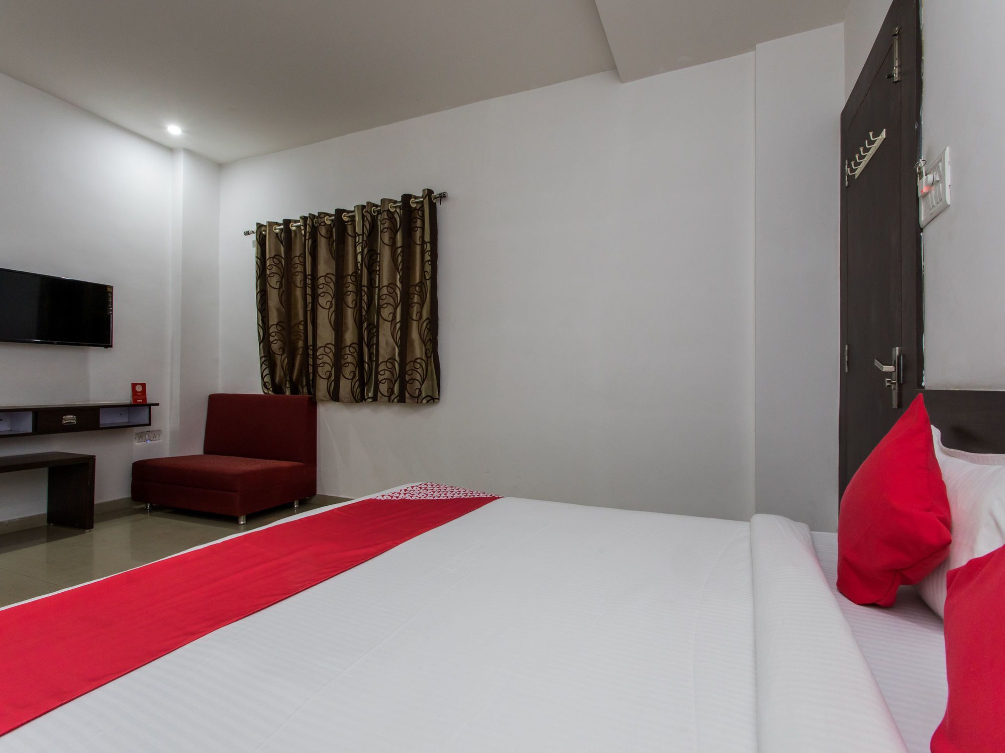 Oyo 9969 Hotel Kshipra Dham Удджайн Экстерьер фото